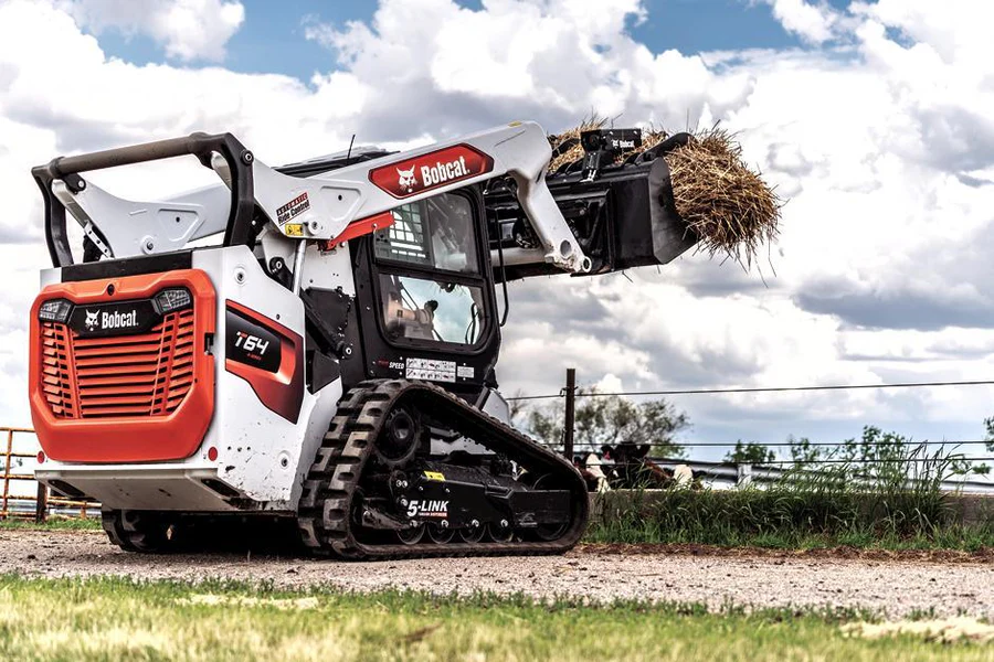 Bobcat Skid Steer Track Loader T64 (68 hp and 9,500 lbs)- Rental - Image 3